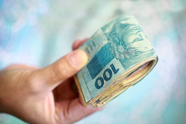 empréstimo em banco ou financeira