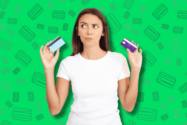 uma pessoa com Dúvidas cartão de crédito