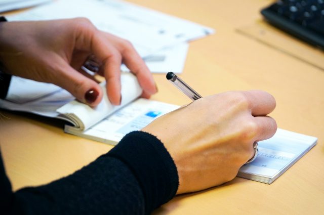 Cheque devolvido: o isso significa para a sua vida financeira