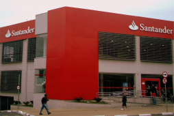 Cartoes Santander - Imagem da fachada de uma agência do banco Santander