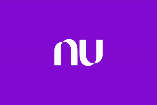 Logotipo do Nubank branco com fundo roxo empréstimo Nubank com garantia do Tesouro Direto