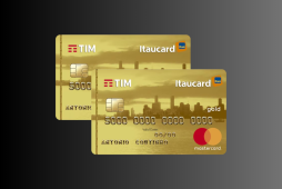 cartão itaú tim gold em fundo cinza