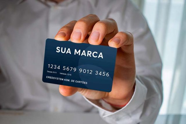 cartões co-branded