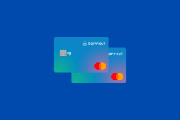 cartão banrisul básico internacional em um fundo azul
