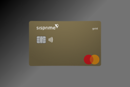 cartão de crédito sisprime gold em um fundo cinza