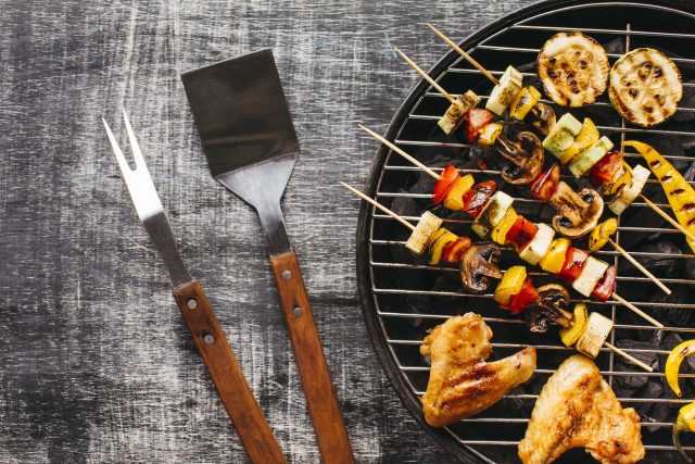 como economizar no churrasco