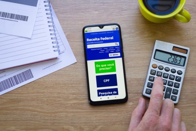 Como declarar imposto de renda atrasado