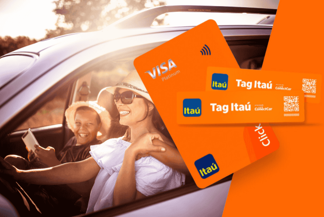 mulher dirigindo para representar a tag itaú
