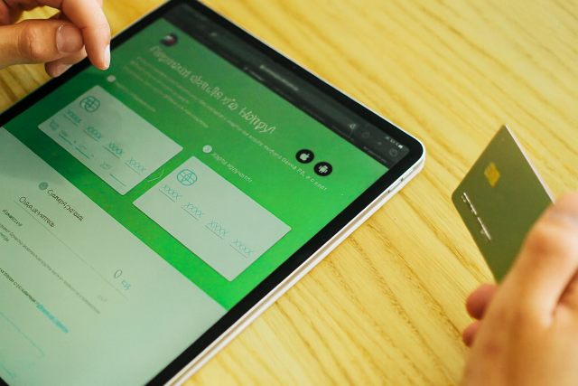 pessoa abrindo banco conta digital