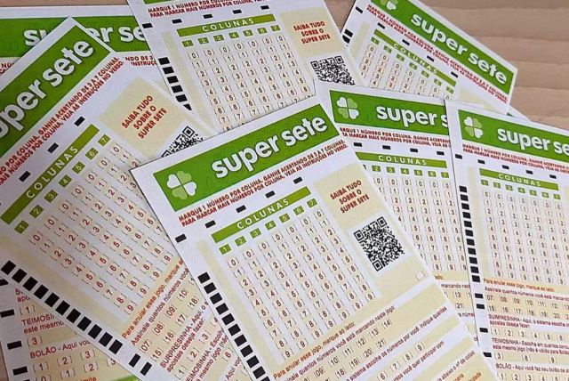 bilhetes de super sete - Quantos números tem que acertar no super 7 para ganhar