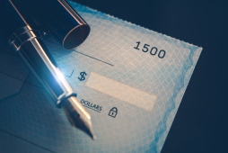 Sustar cheque: descubra como cancelar sem cair em armadilhas legais