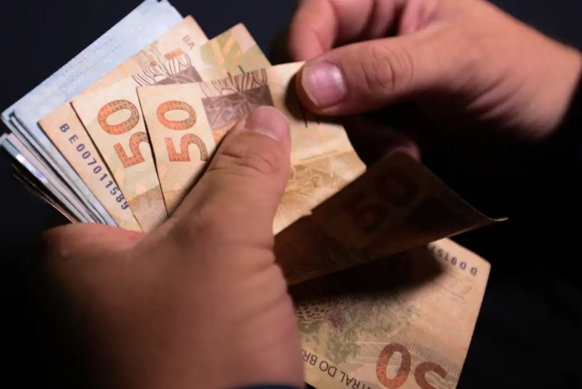 Como calcular o décimo terceiro