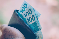 Como conseguir 100 reais emprestado