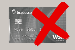 cartão com um x para representar como cancelar cartão Bradesco