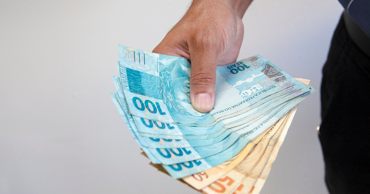 Aproveite o desconto do pagamento à vista- Como economizar no IPVA