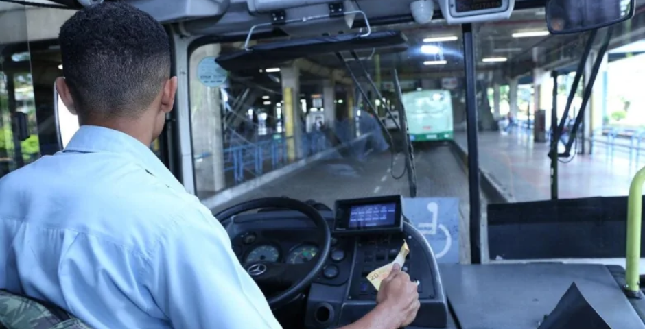 Quanto motorista de ônibus ganha