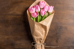 Valor de um buquê de flores: quanto custa e como escolher o ideal