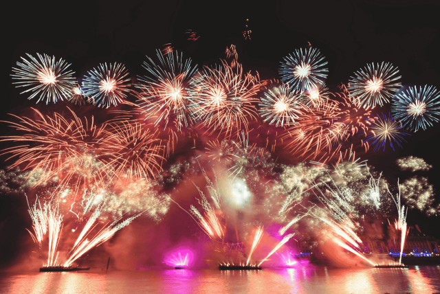 fogos de ano novo para representar os feriados de janeiro