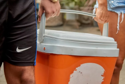 levar cooler para economizar no carnaval