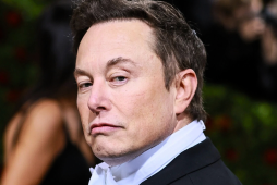 qual a fortuna do elon musk homem mais rico do mundo