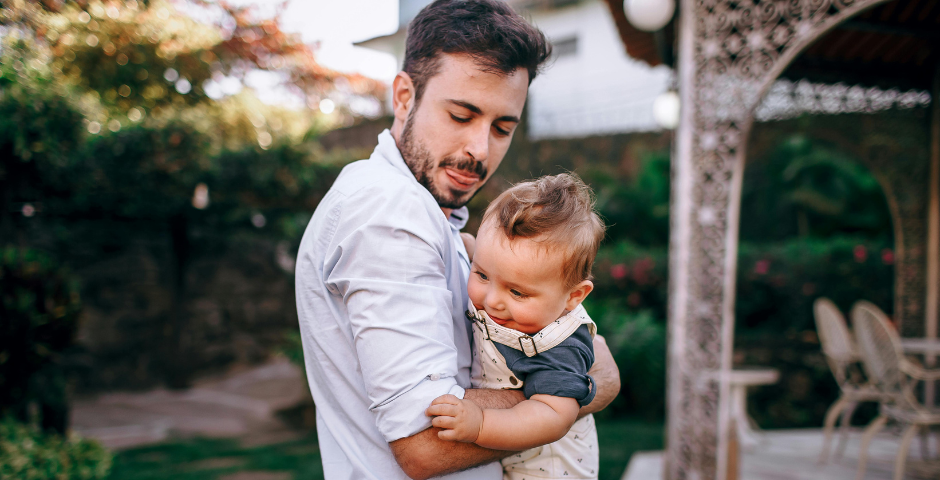 A mãe pode usar o dinheiro da pensão como quiser- pai e filho