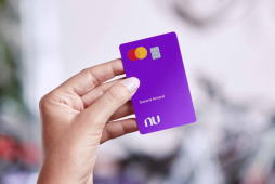 Nubank oferece cartão de crédito para negativados